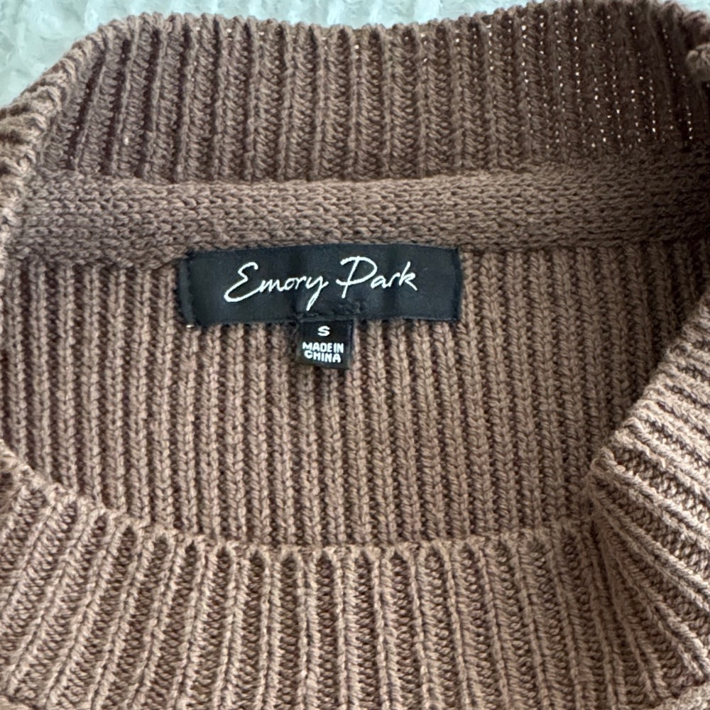 Cozy Chocolate Brown Crew Neck Sweater - Picture 2 of 2